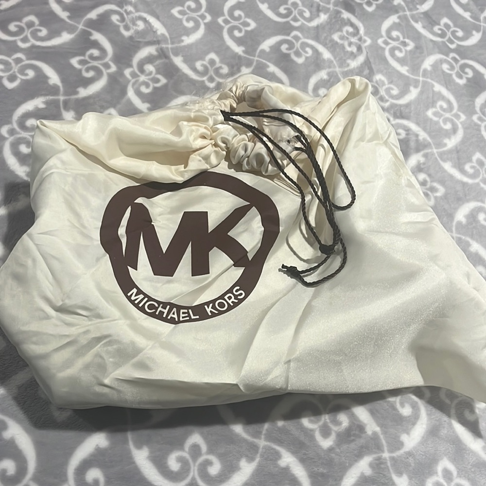 EVERYTHING UNDER 100$ EVERYTHING MUST GO#vintage #michealkors